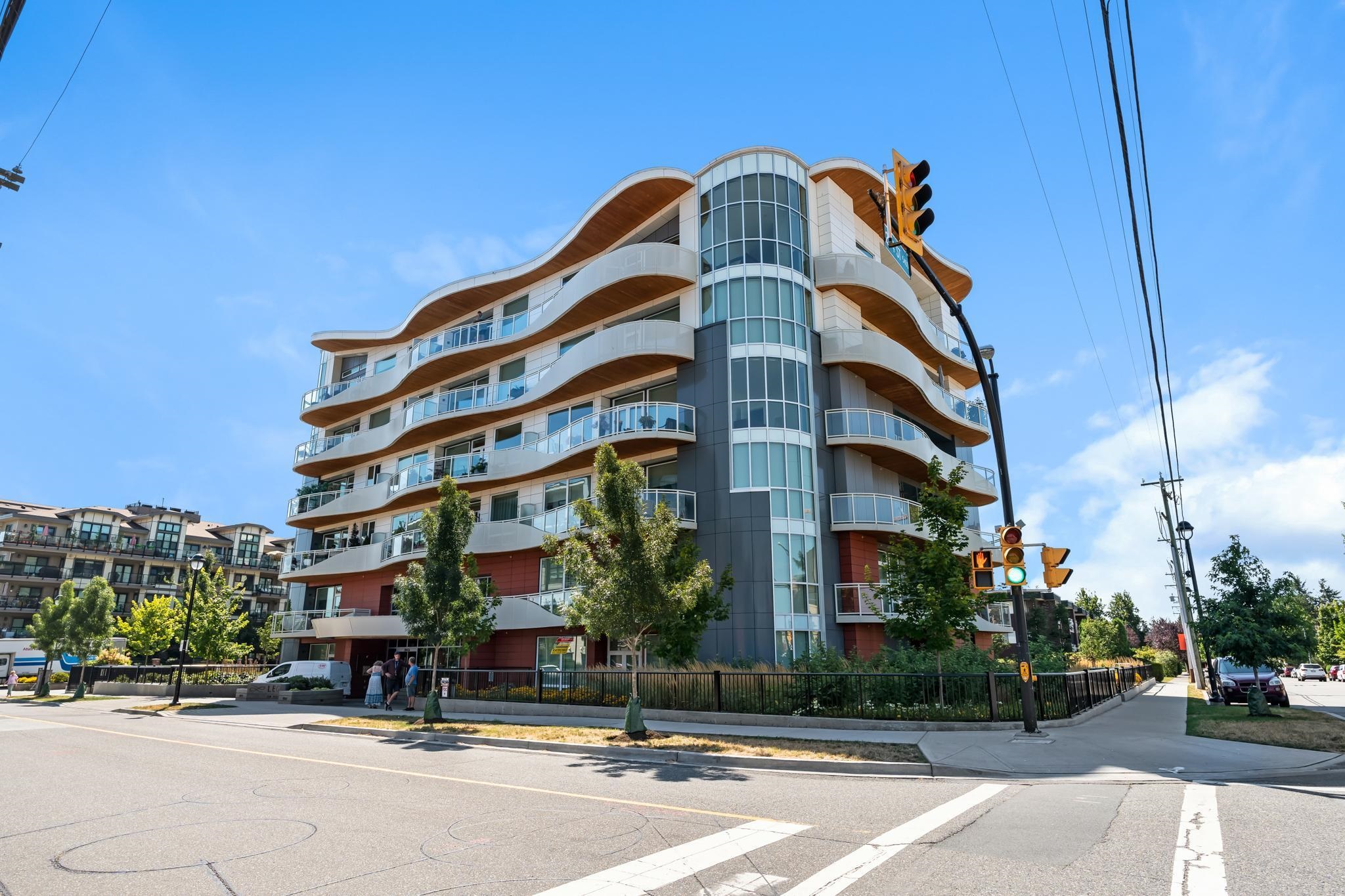313 20416 PARK AVENUE, #313