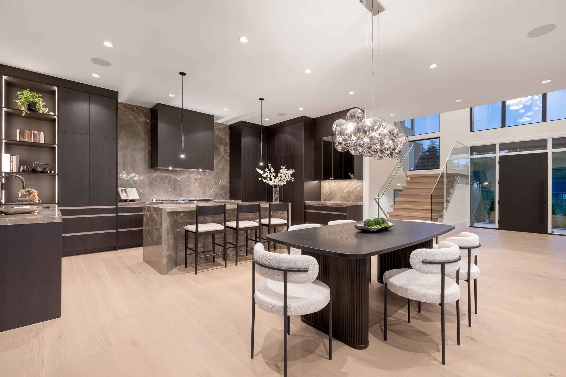 3117 CHESTNUT CRESCENT