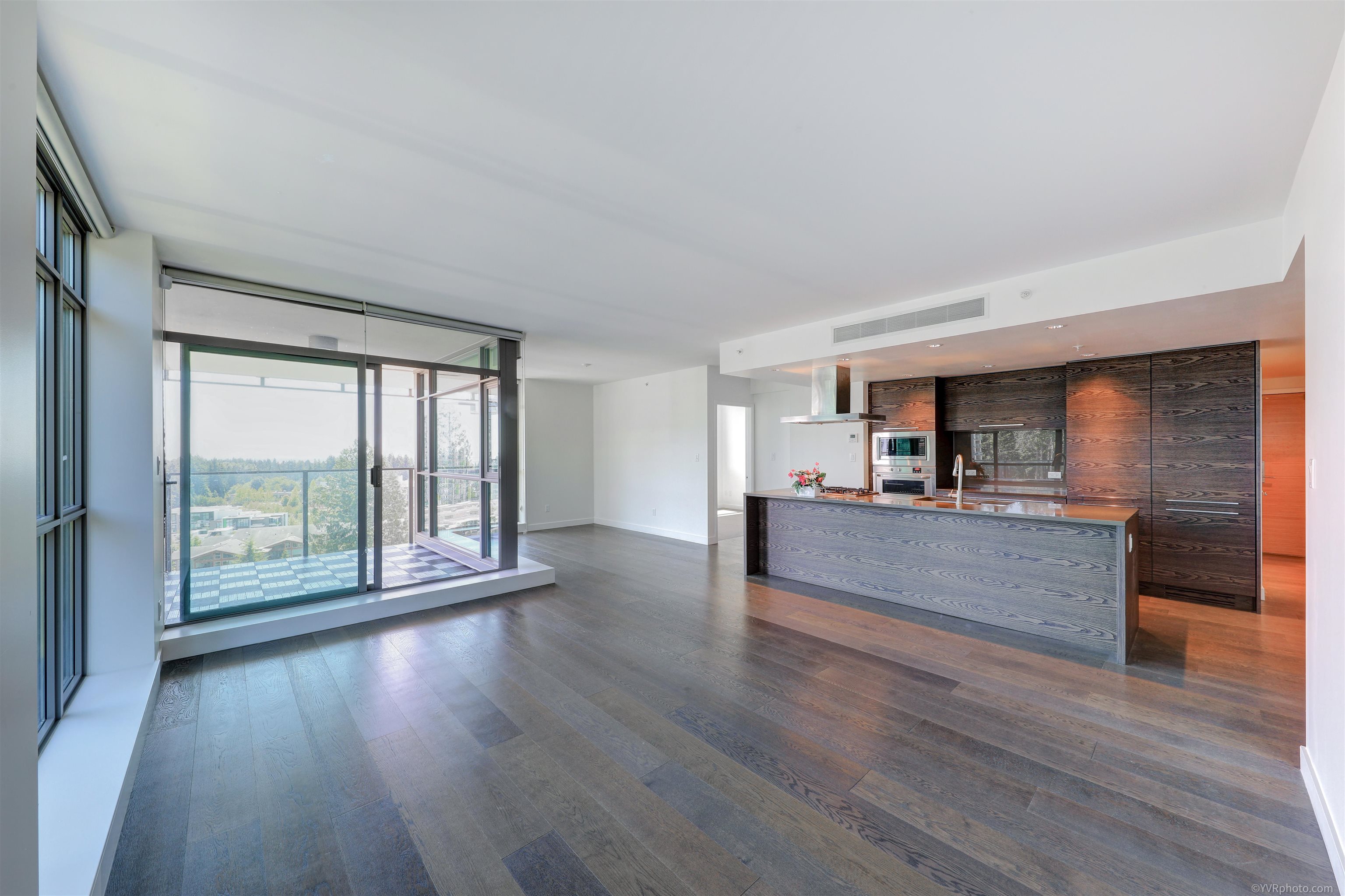 1208 5782 BERTON AVENUE, #1208