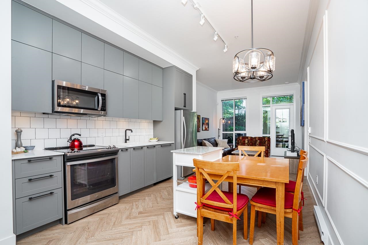 112 14968 101A AVENUE, #112