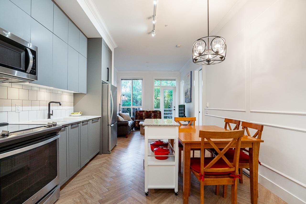 112 14968 101A AVENUE, #112