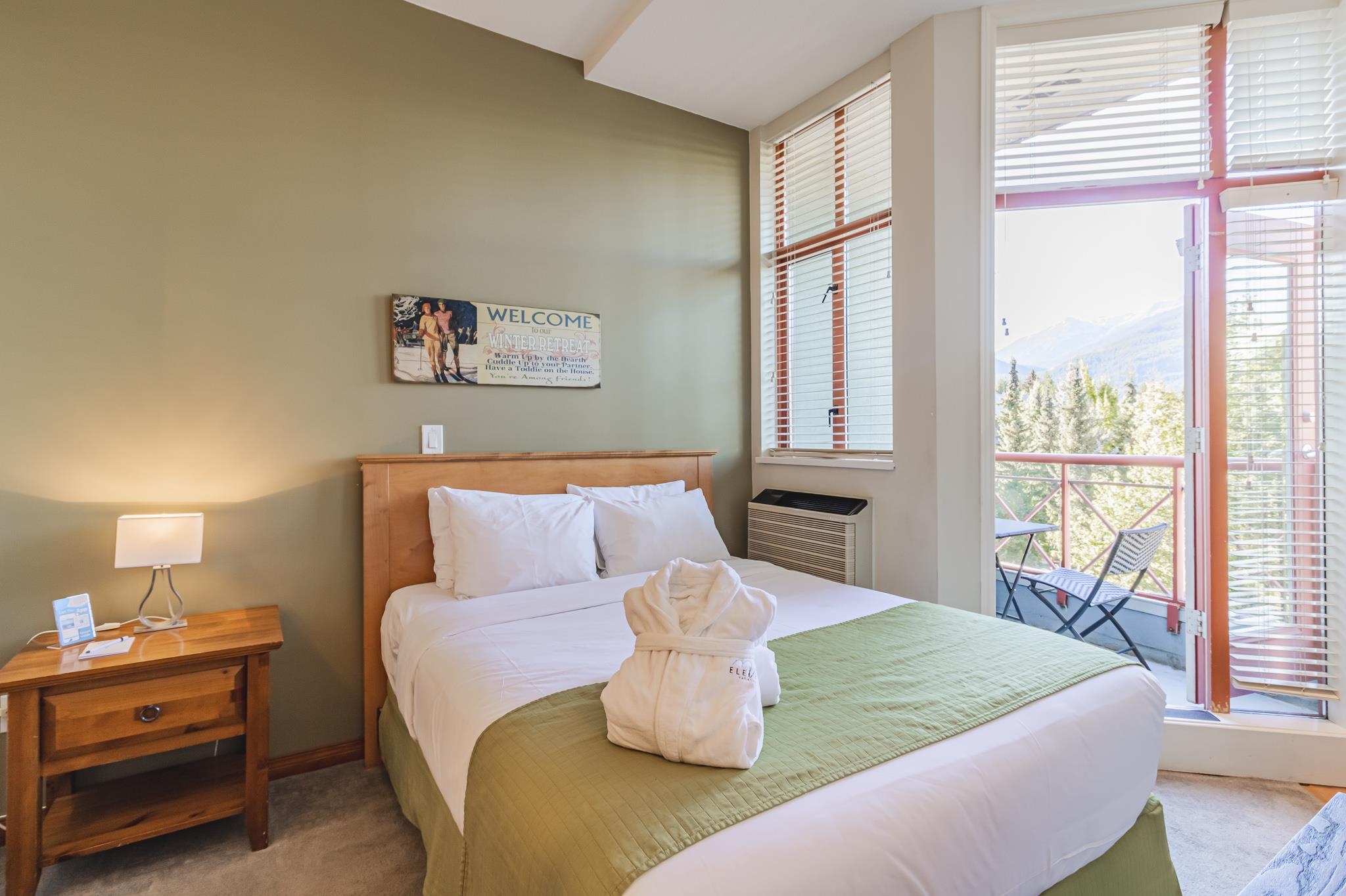 318 4369 MAIN STREET, #318