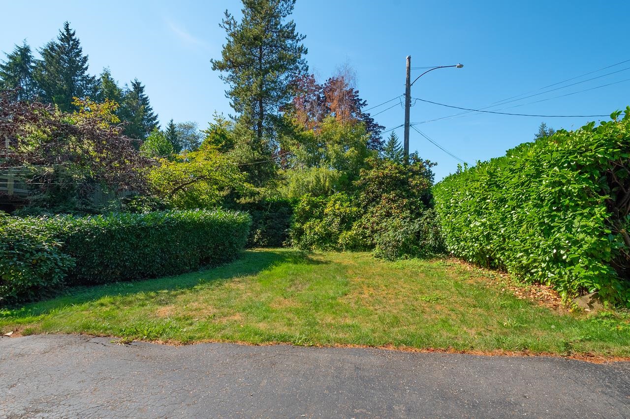 2079 FLORALYNN CRESCENT