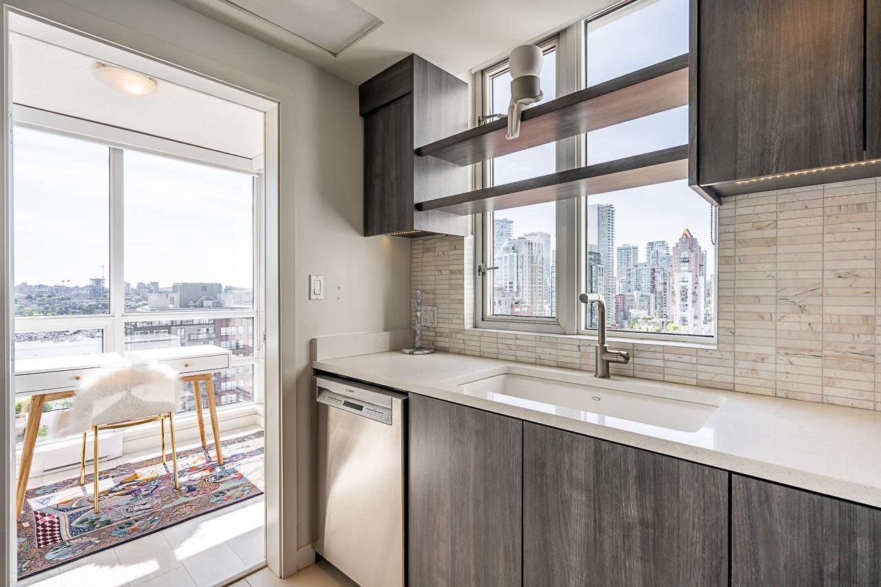 2301 1201 MARINASIDE CRESCENT, #2301