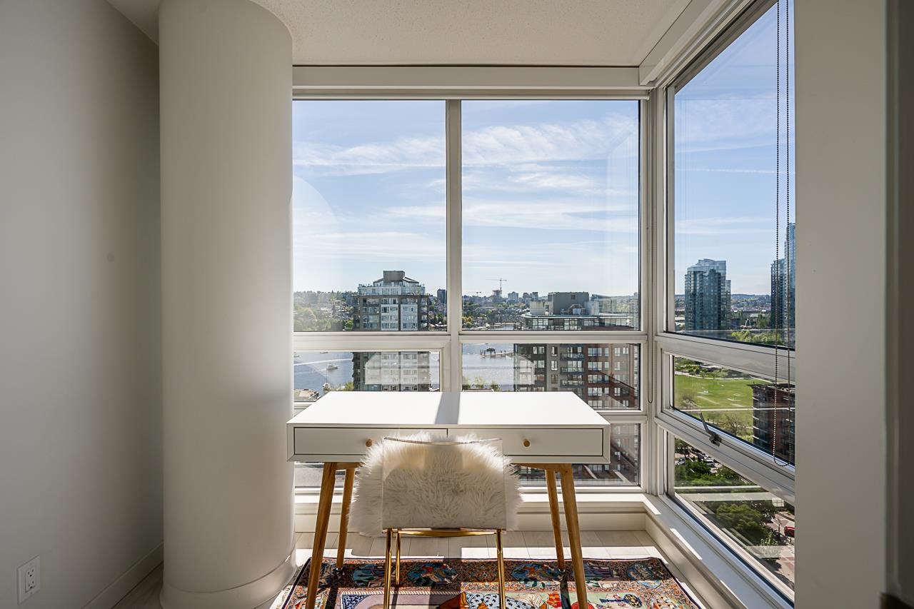 2301 1201 MARINASIDE CRESCENT, #2301