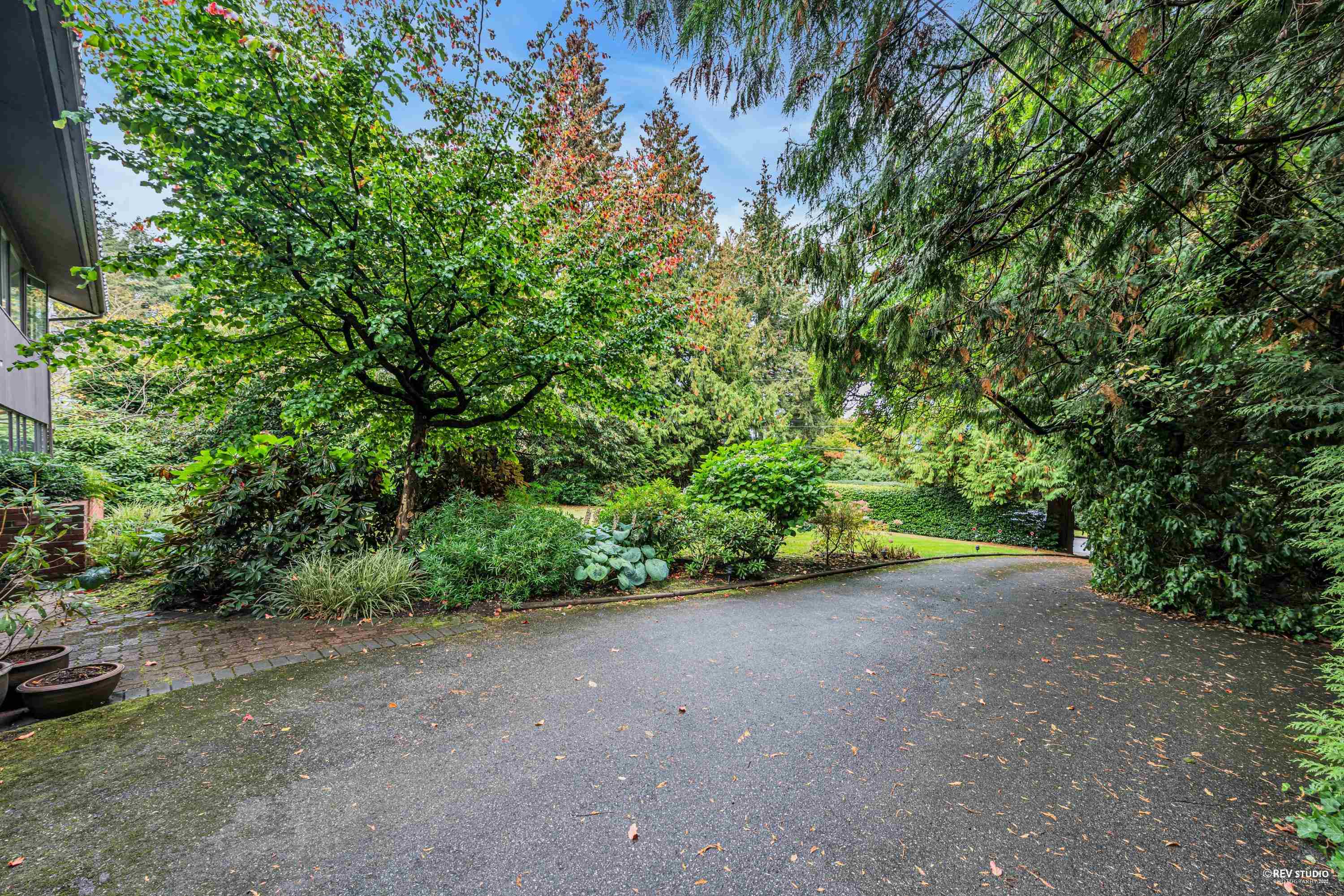 4756 DRUMMOND DRIVE