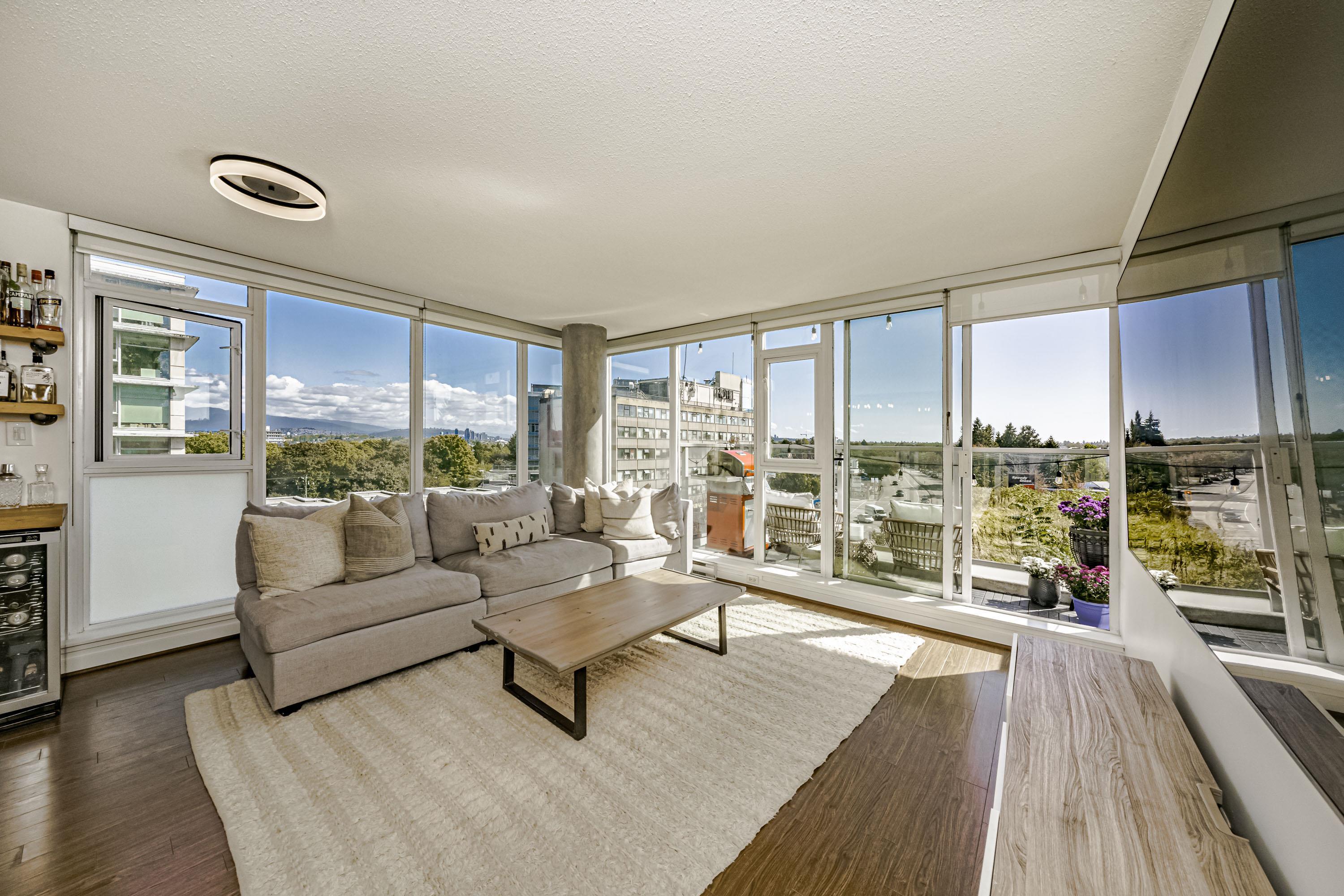 605 2770 SOPHIA STREET, #605