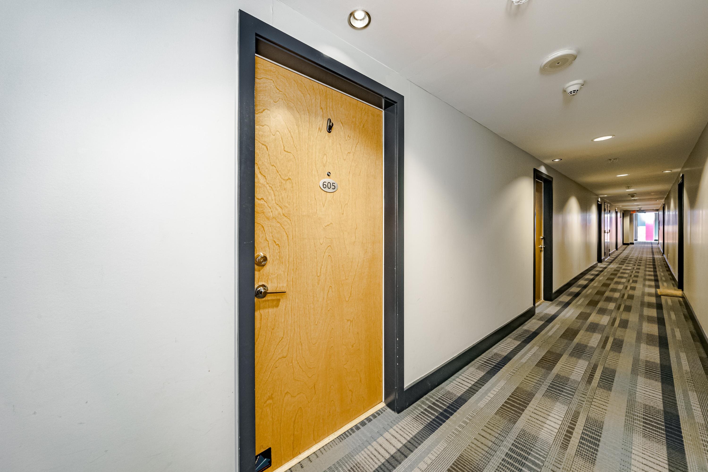 605 2770 SOPHIA STREET, #605