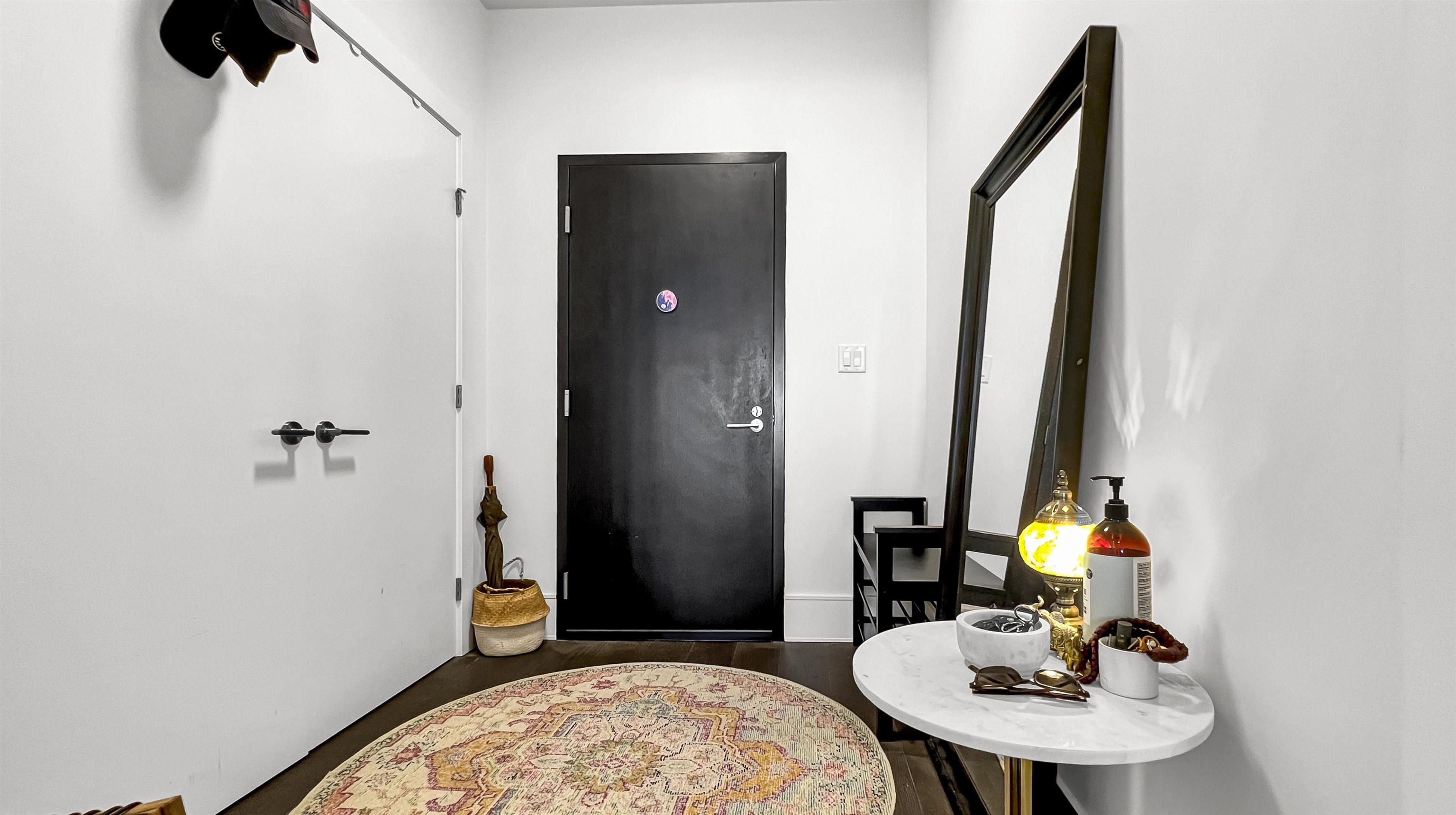 806 1500 MARTIN STREET, #806