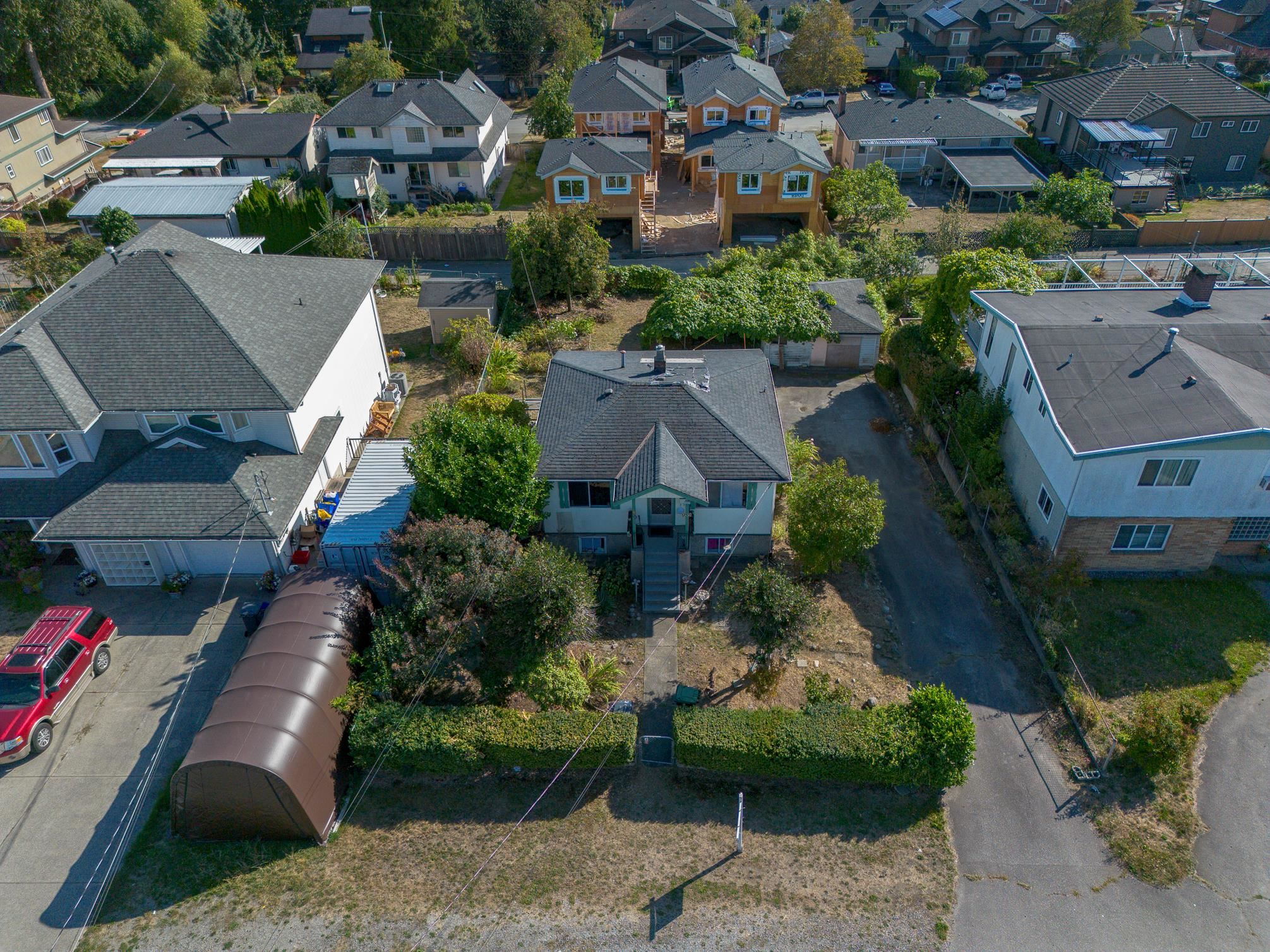 952 DANSEY AVENUE