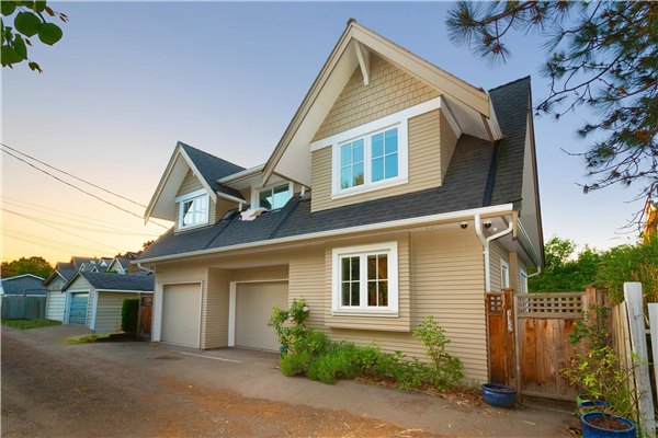 3132 W 7TH AVENUE, Vancouver