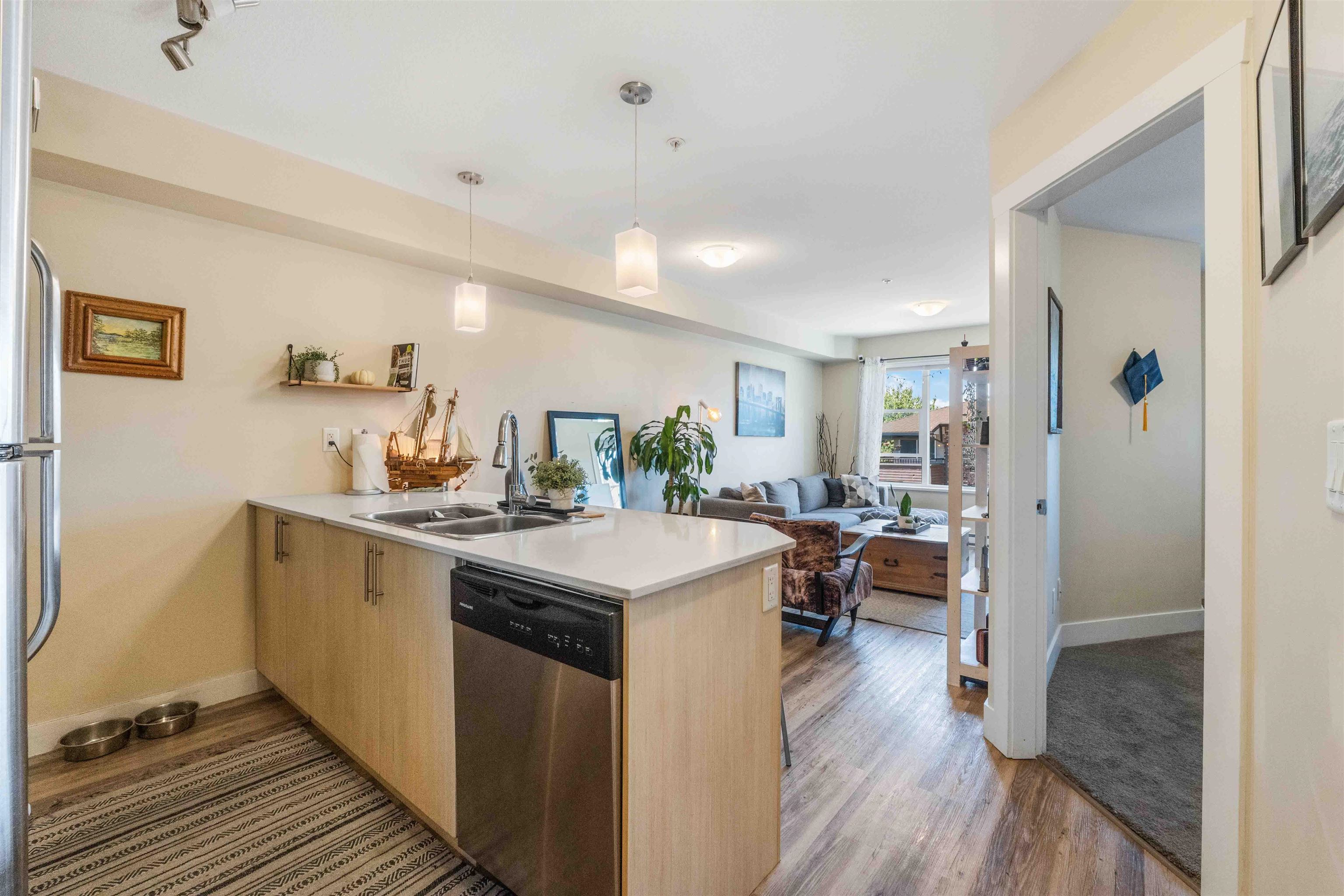 308 2565 CAMPBELL AVENUE, #308