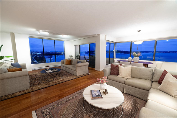 1701 1972 BELLEVUE AVENUE, West Vancouver
