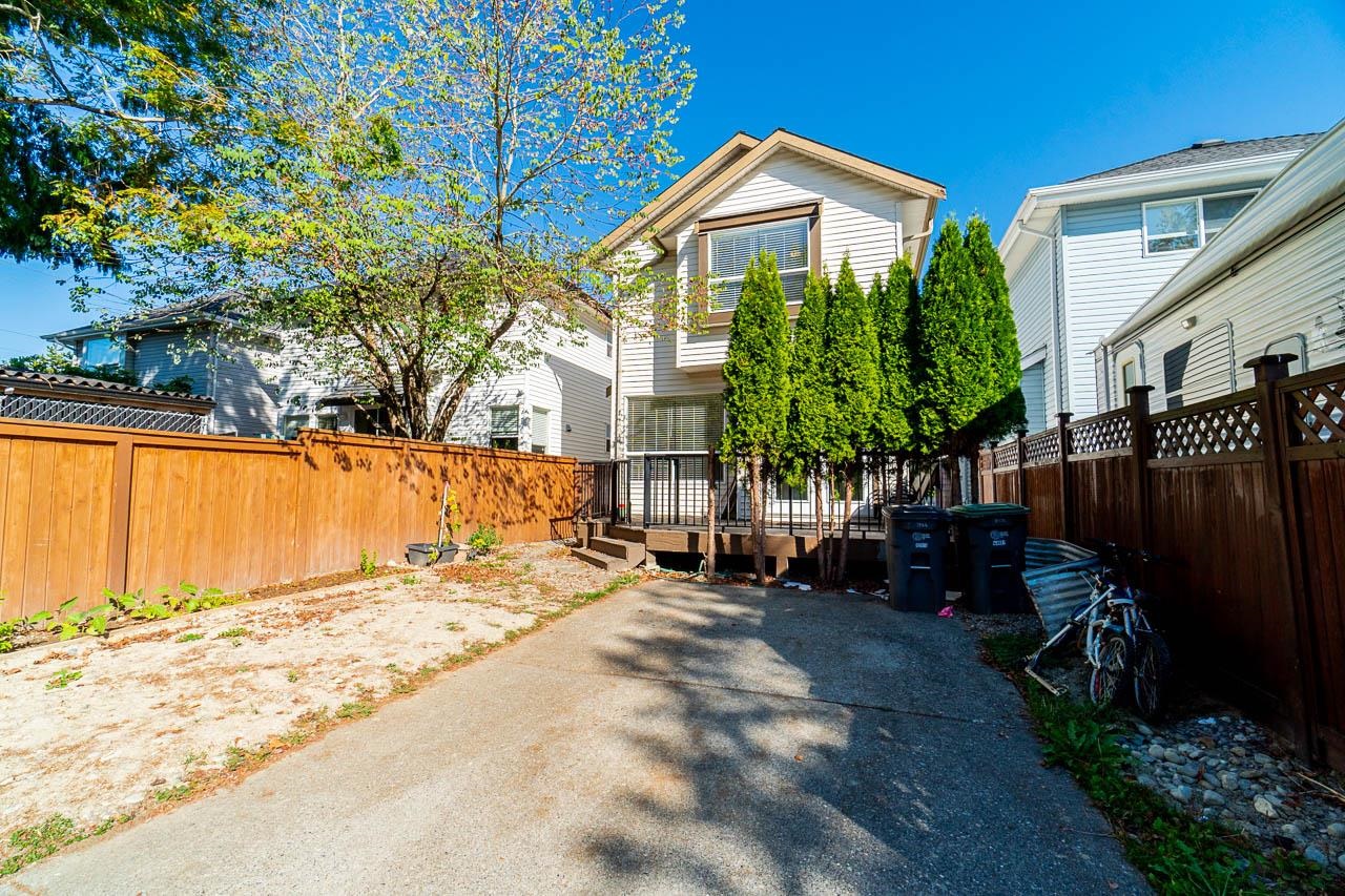 18422 65 AVENUE
