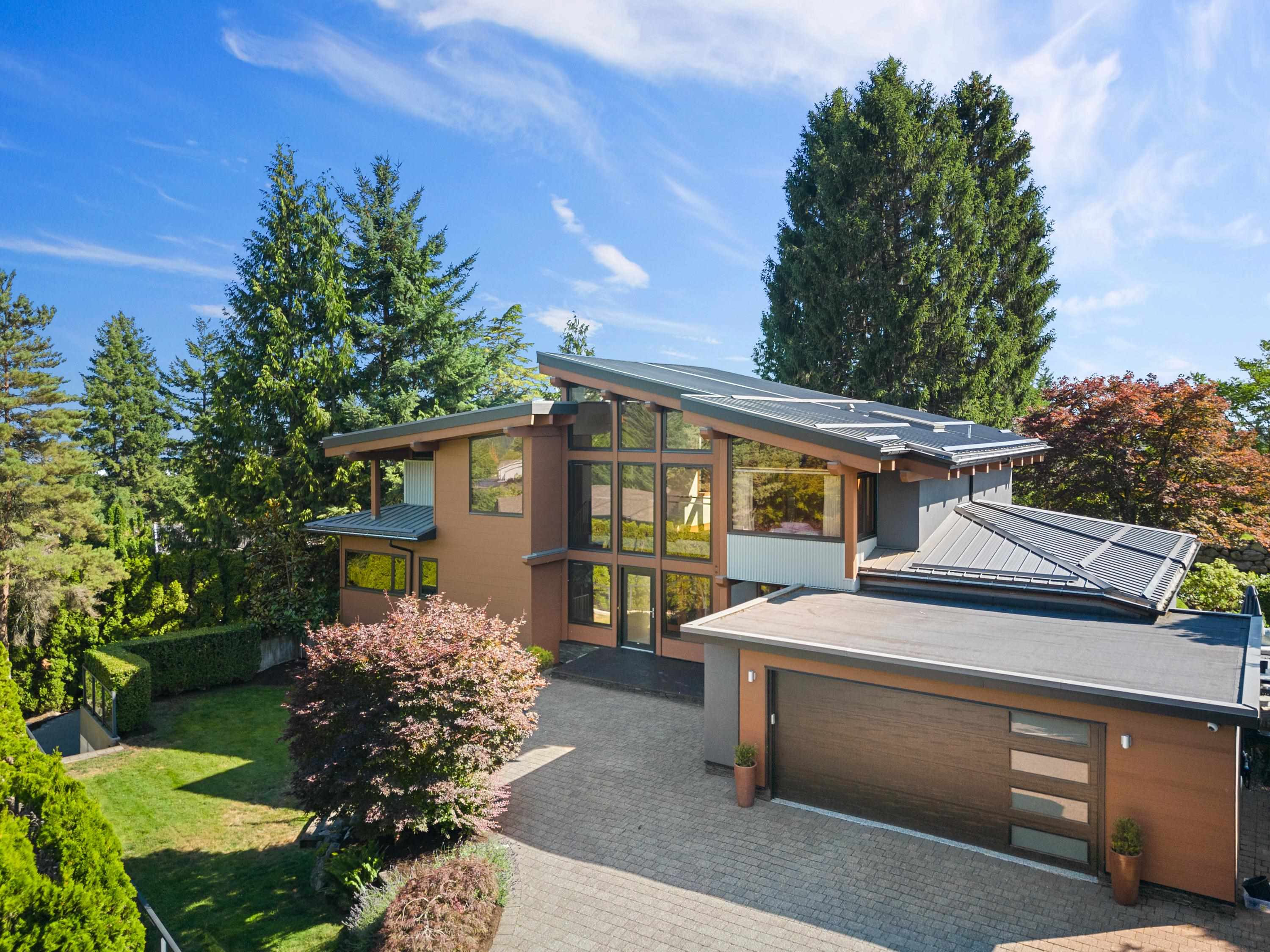865 ANDOVER CRESCENT