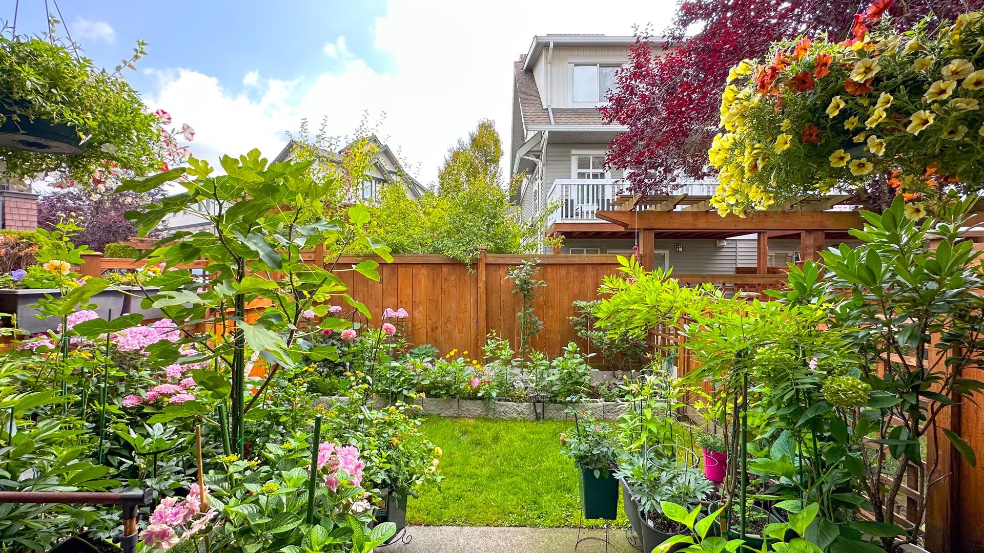 152 16177 83 AVENUE, #152