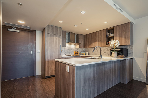 609 433 SW MARINE DRIVE, Vancouver
