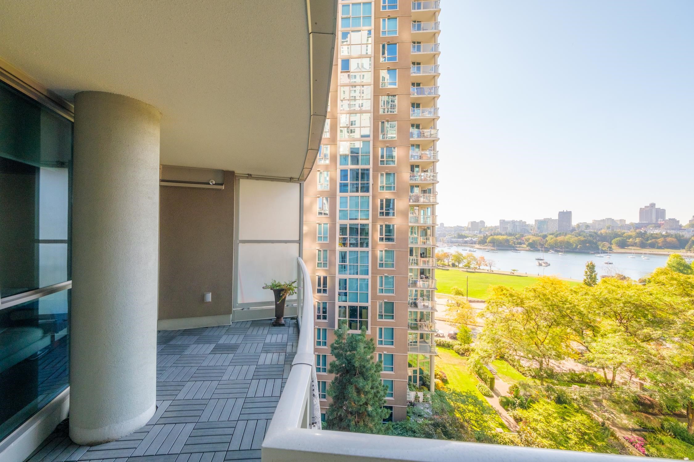 802 1318 HOMER STREET, #802