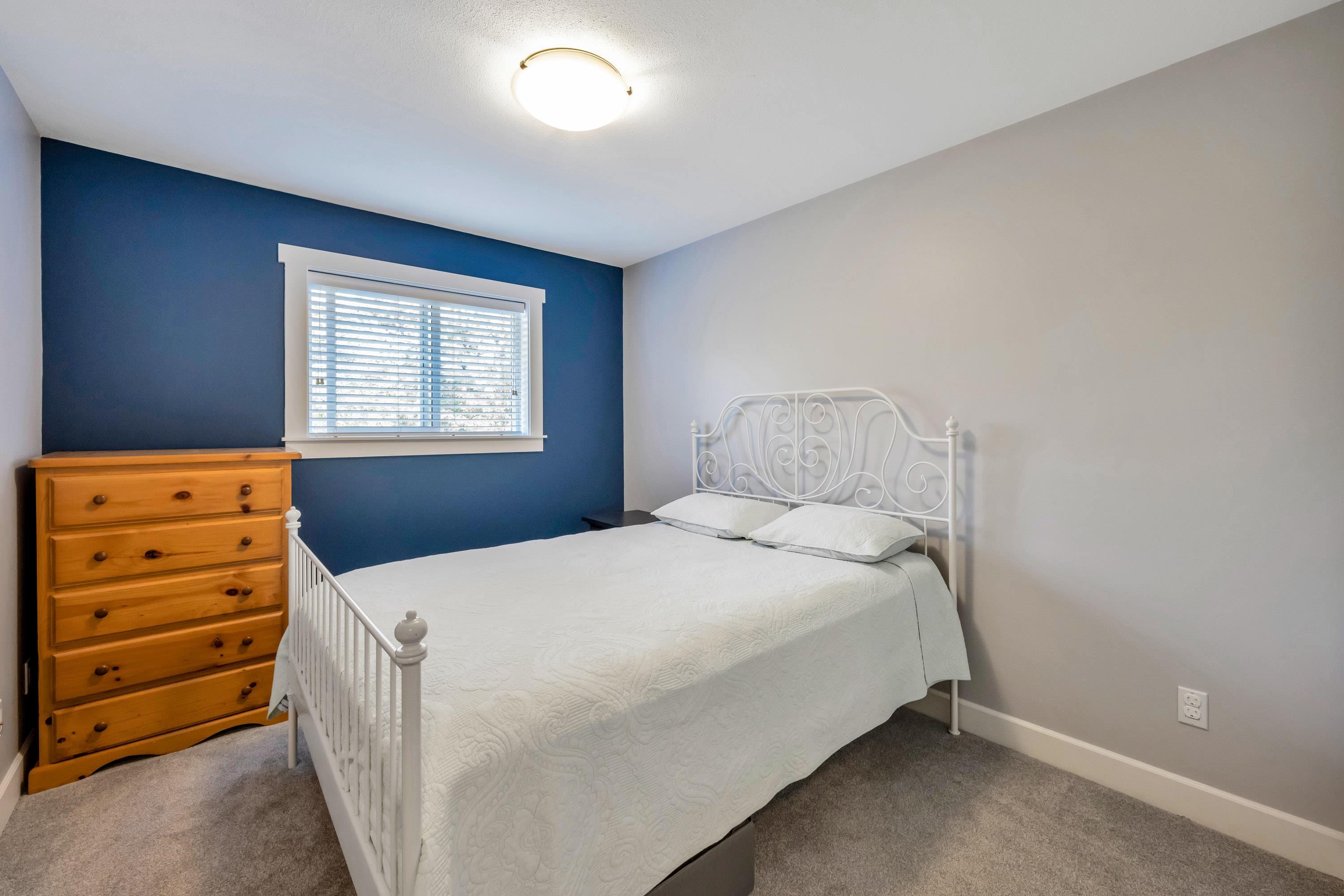 1598 PARKER PLACE