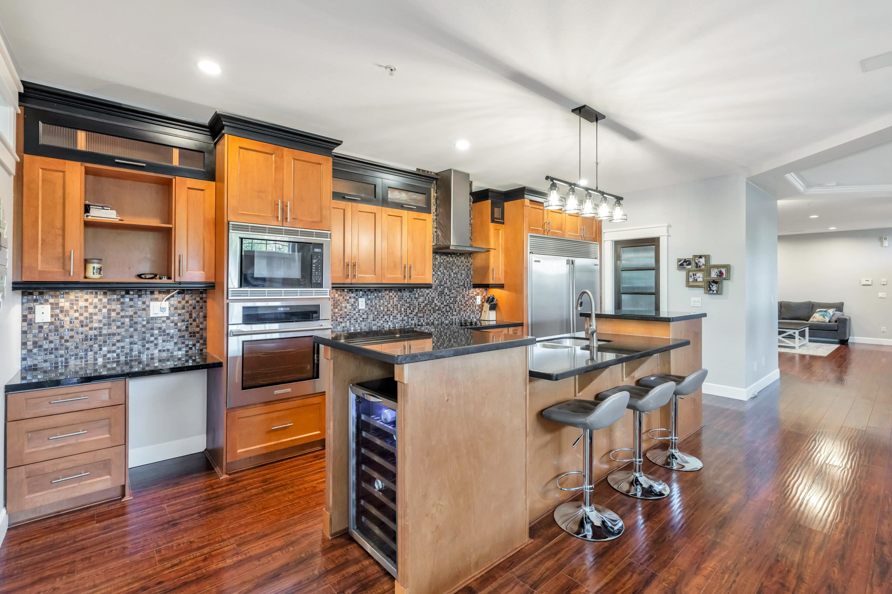 1598 PARKER PLACE