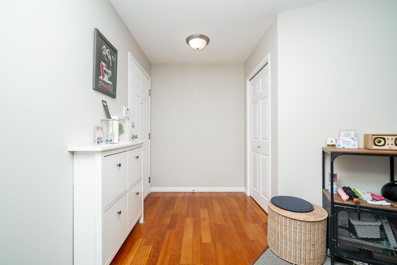 102 1280 MERKLIN STREET, #102