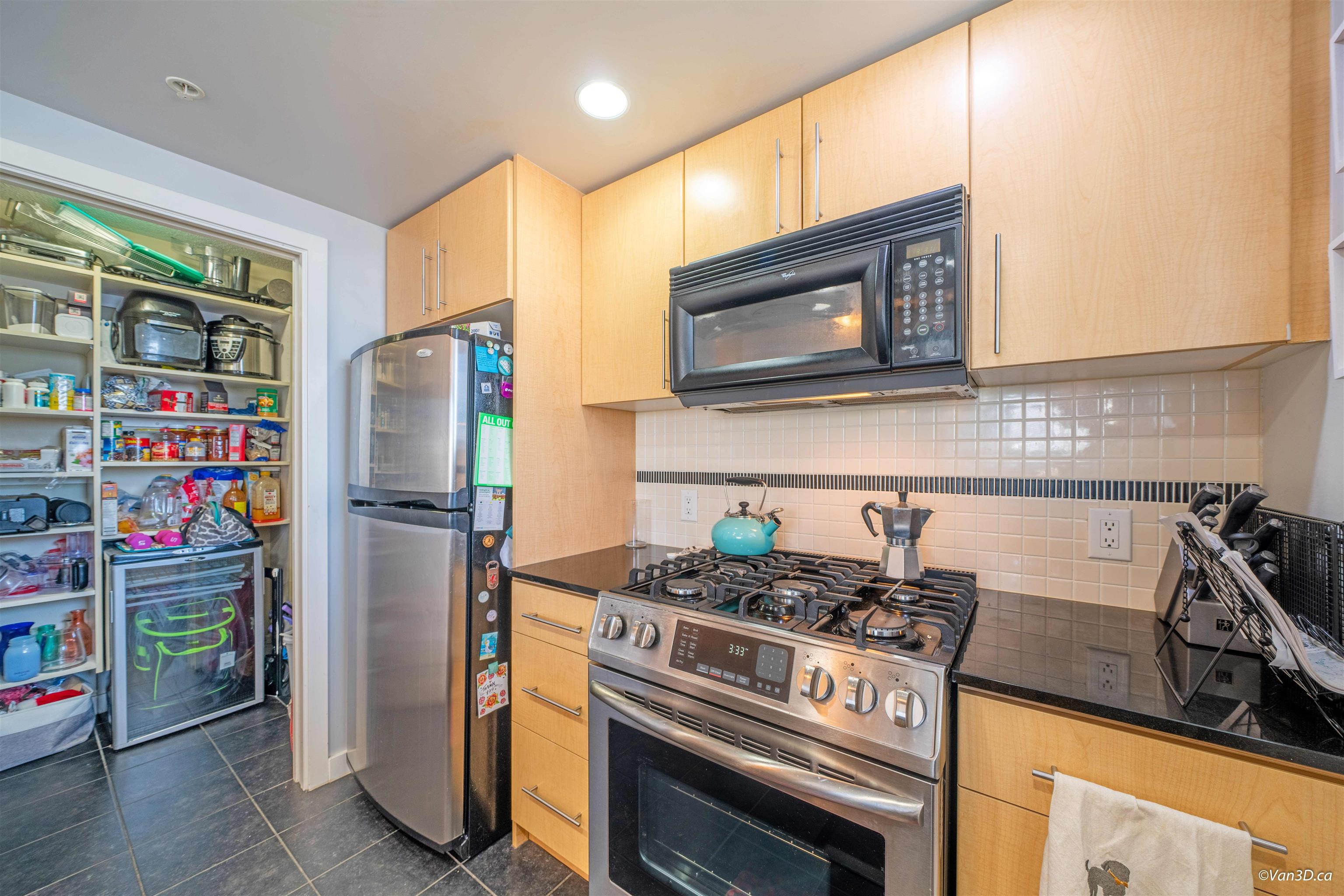 2306 550 PACIFIC STREET, #2306