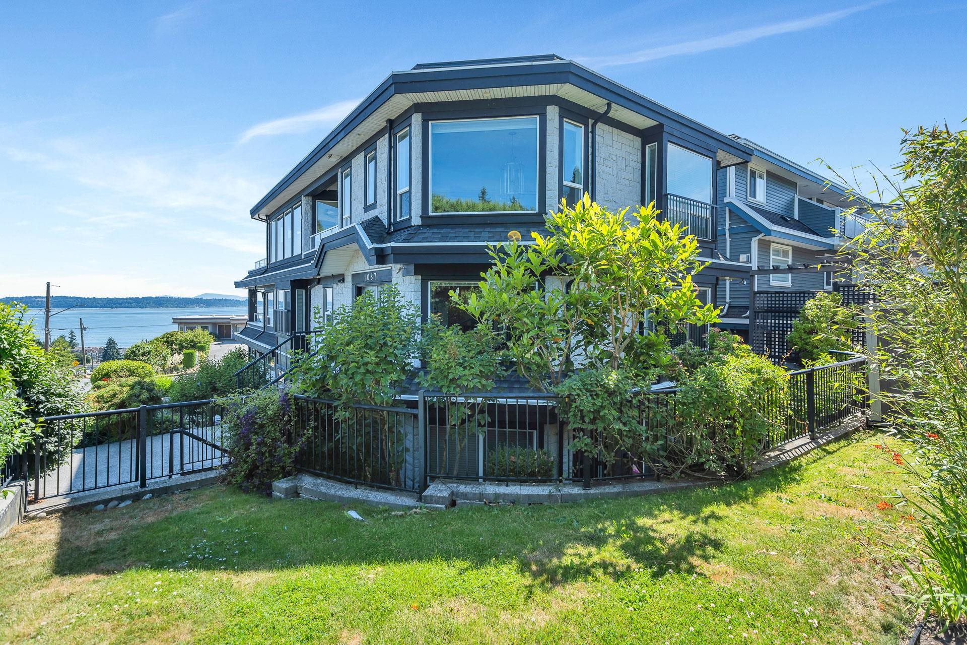 1087 FINLAY STREET