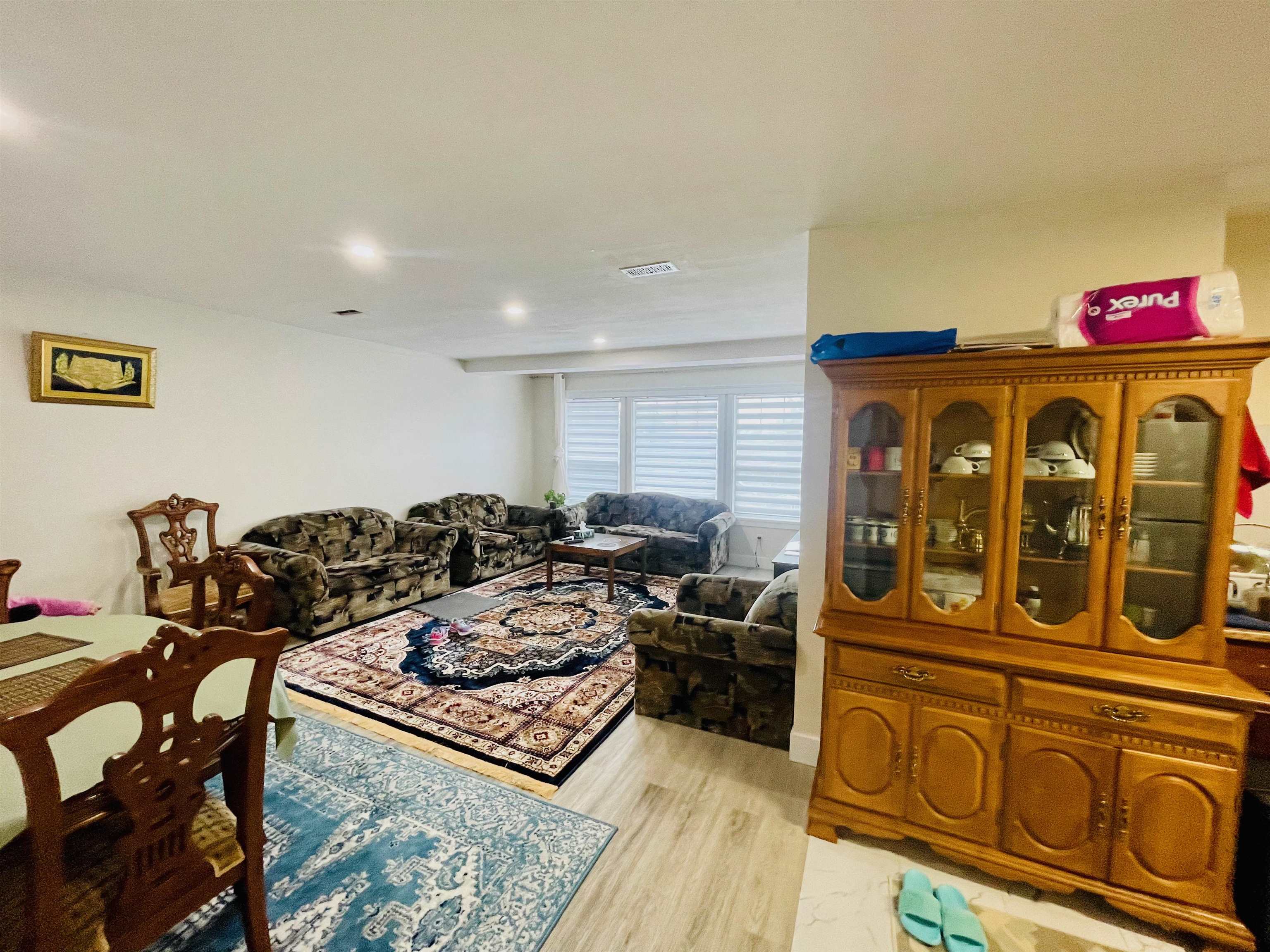 8190 SHEAVES ROAD