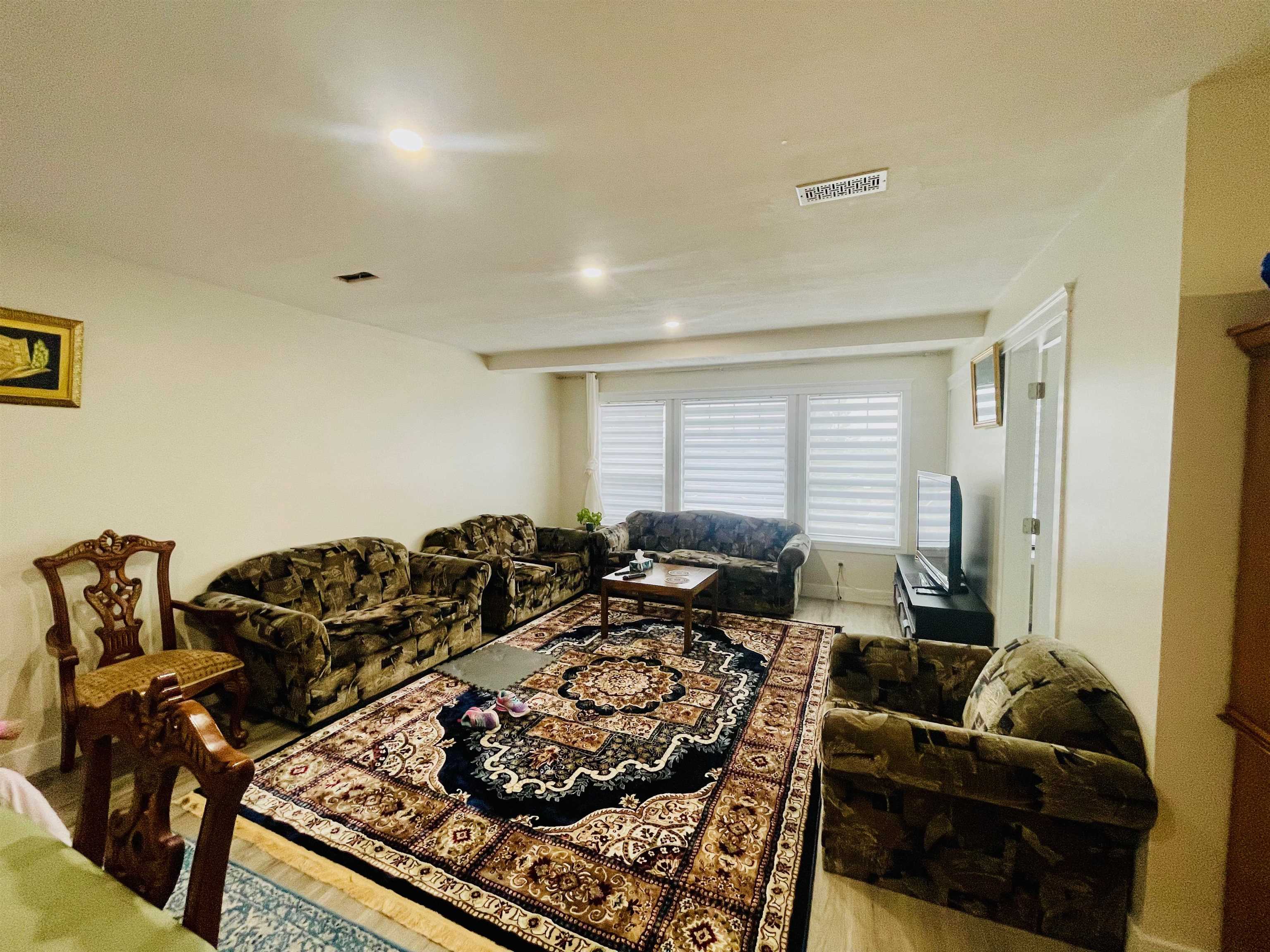 8190 SHEAVES ROAD