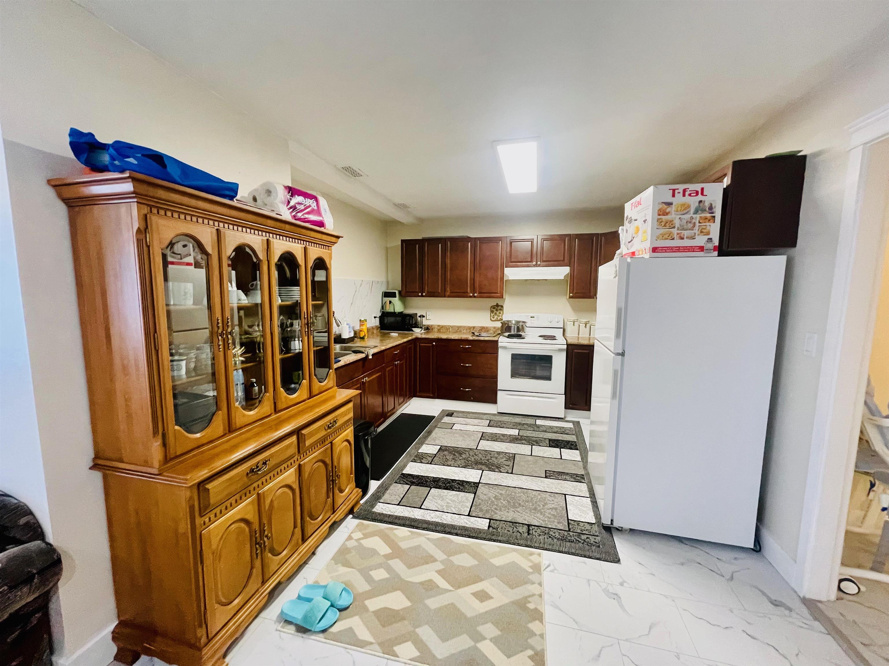8190 SHEAVES ROAD