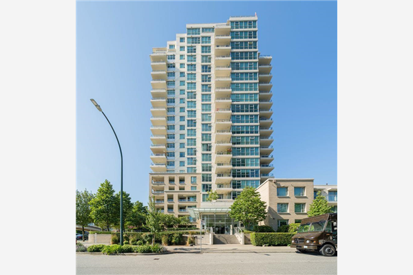 103 125 MILROSS AVENUE, Vancouver