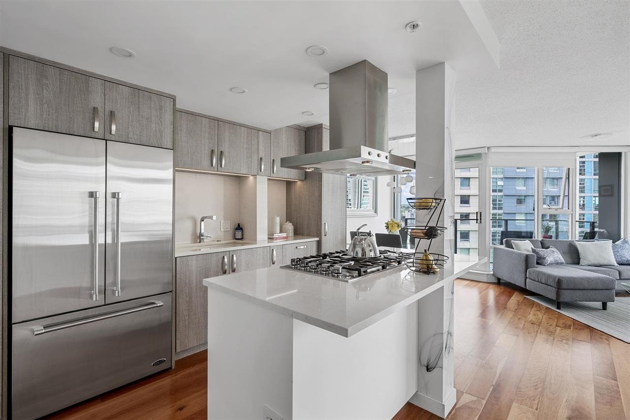 1602 583 BEACH CRESCENT, #1602