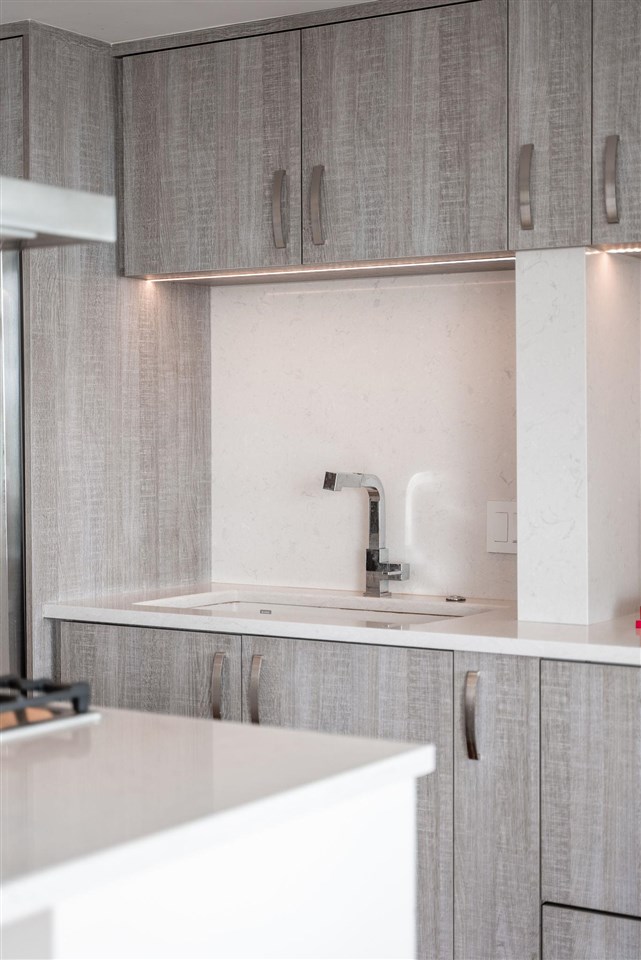 1602 583 BEACH CRESCENT, #1602