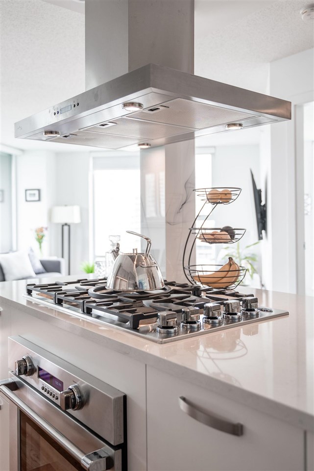 1602 583 BEACH CRESCENT, #1602