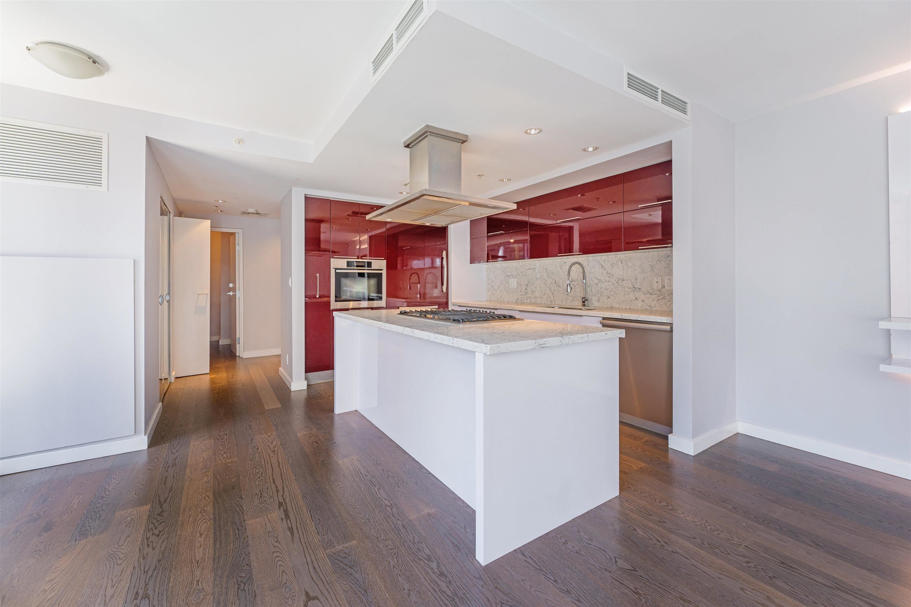 506 8 SMITHE MEWS, #506
