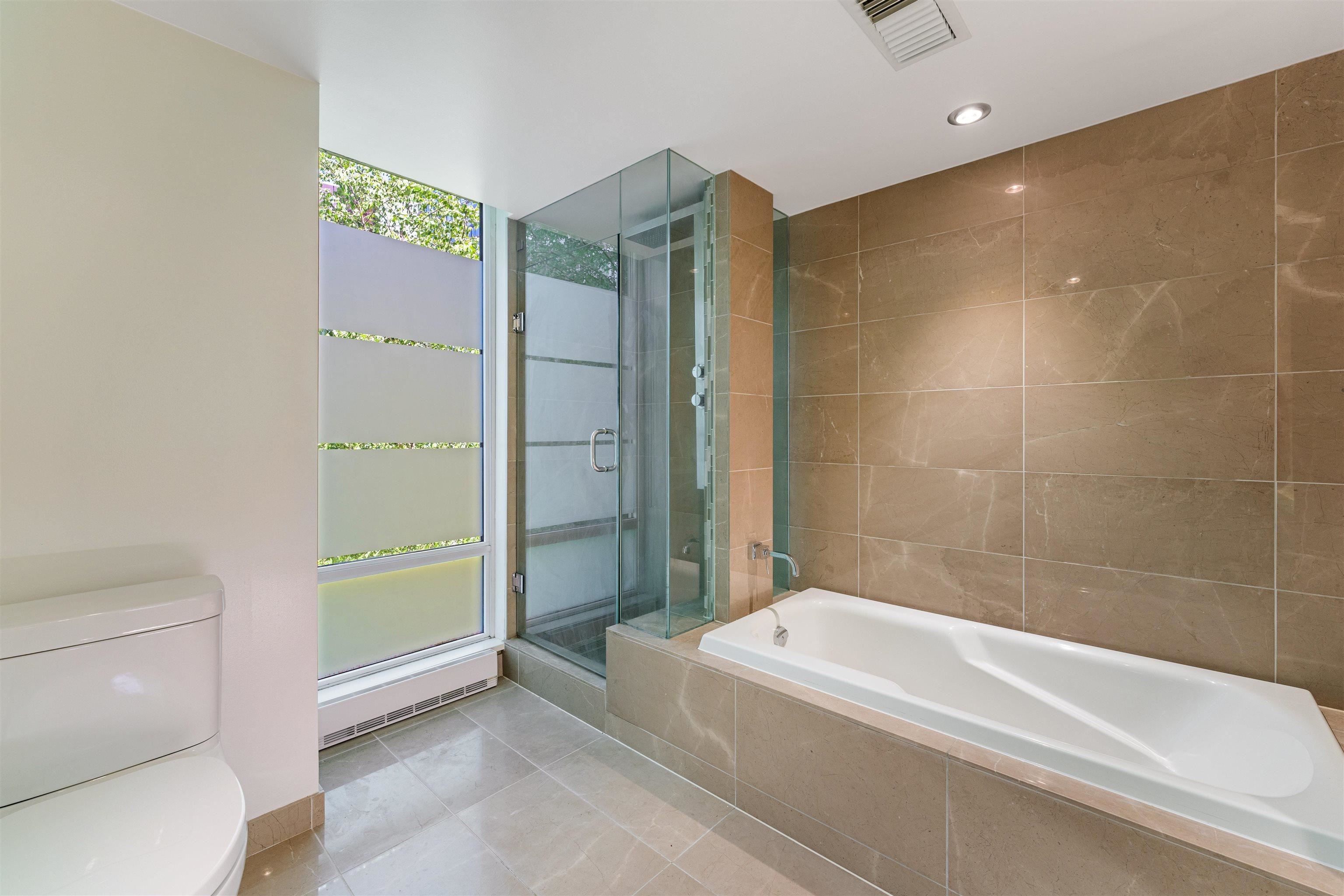 506 8 SMITHE MEWS, #506
