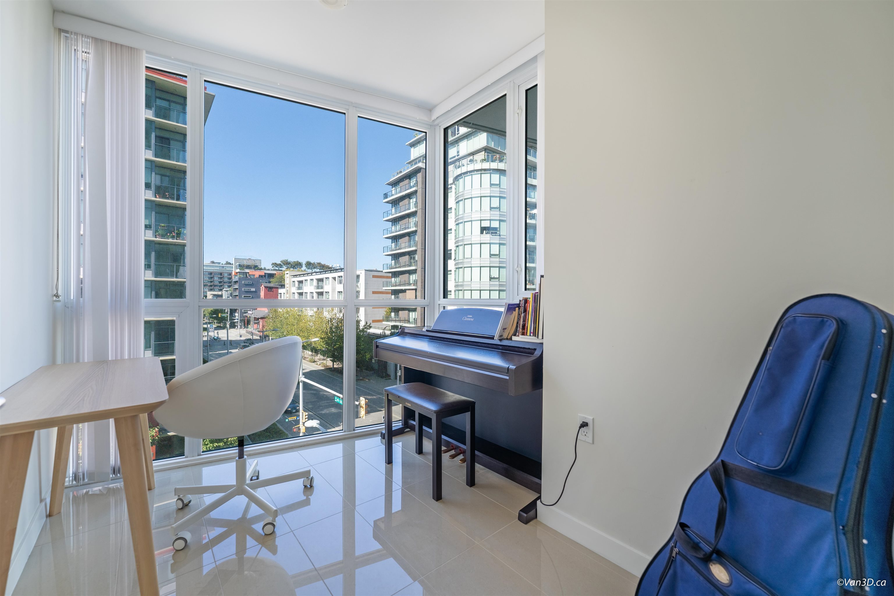506 1708 ONTARIO STREET, #506