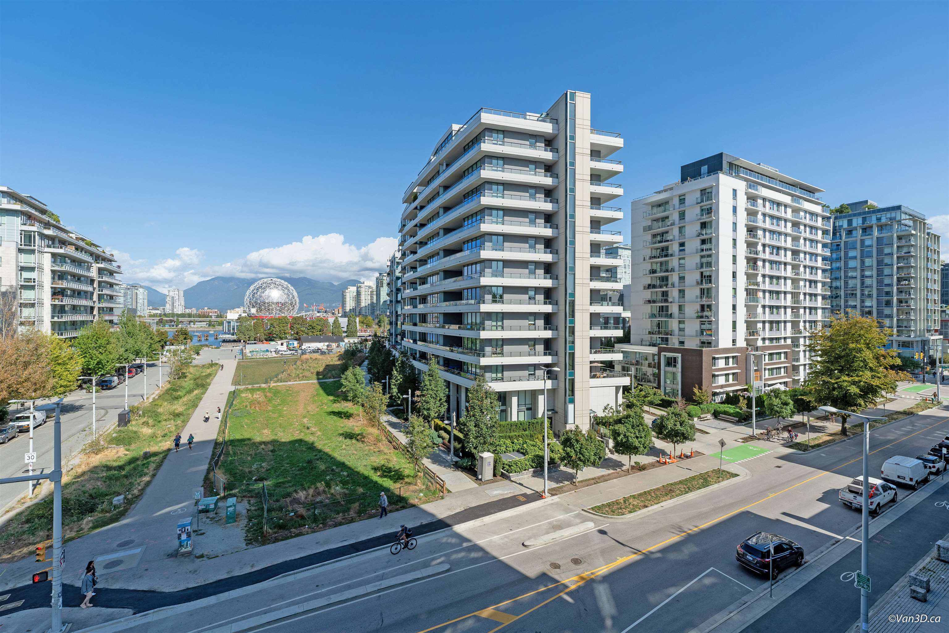 506 1708 ONTARIO STREET, #506