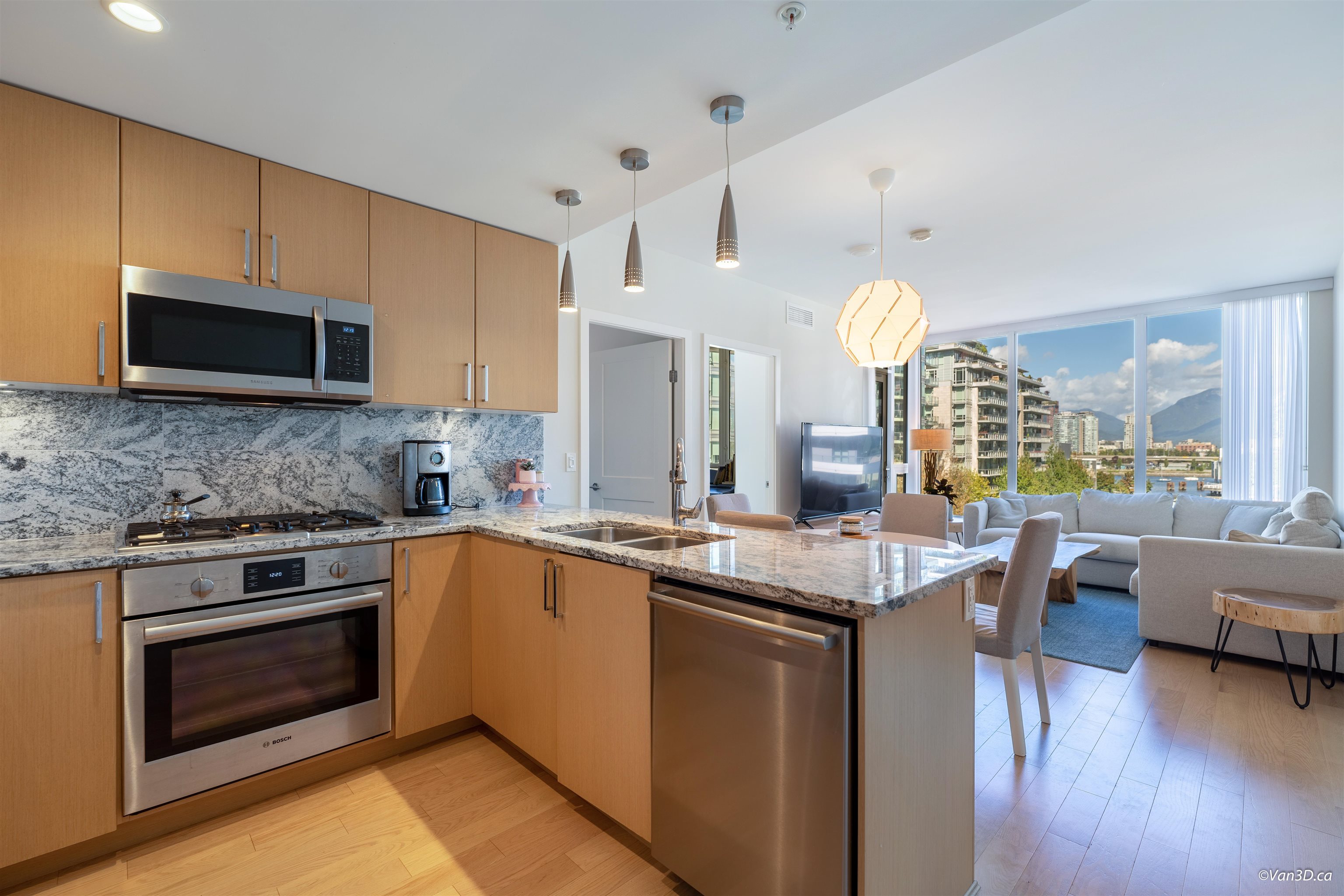 506 1708 ONTARIO STREET, #506