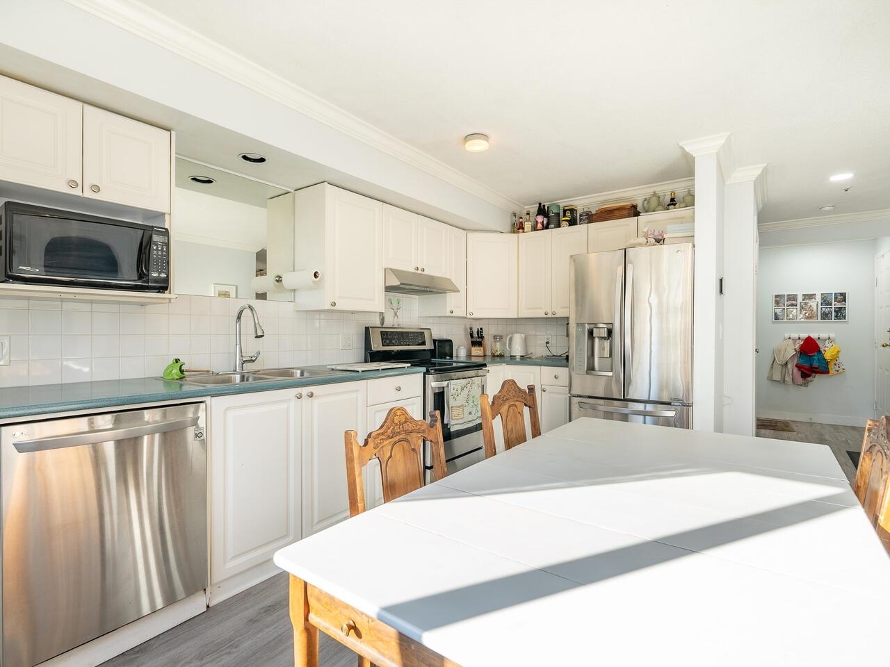 110 303 CUMBERLAND STREET, #110