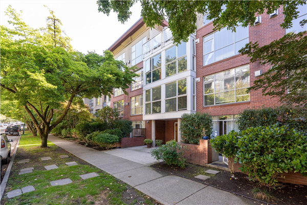404 2268 W 12TH AVENUE, Vancouver