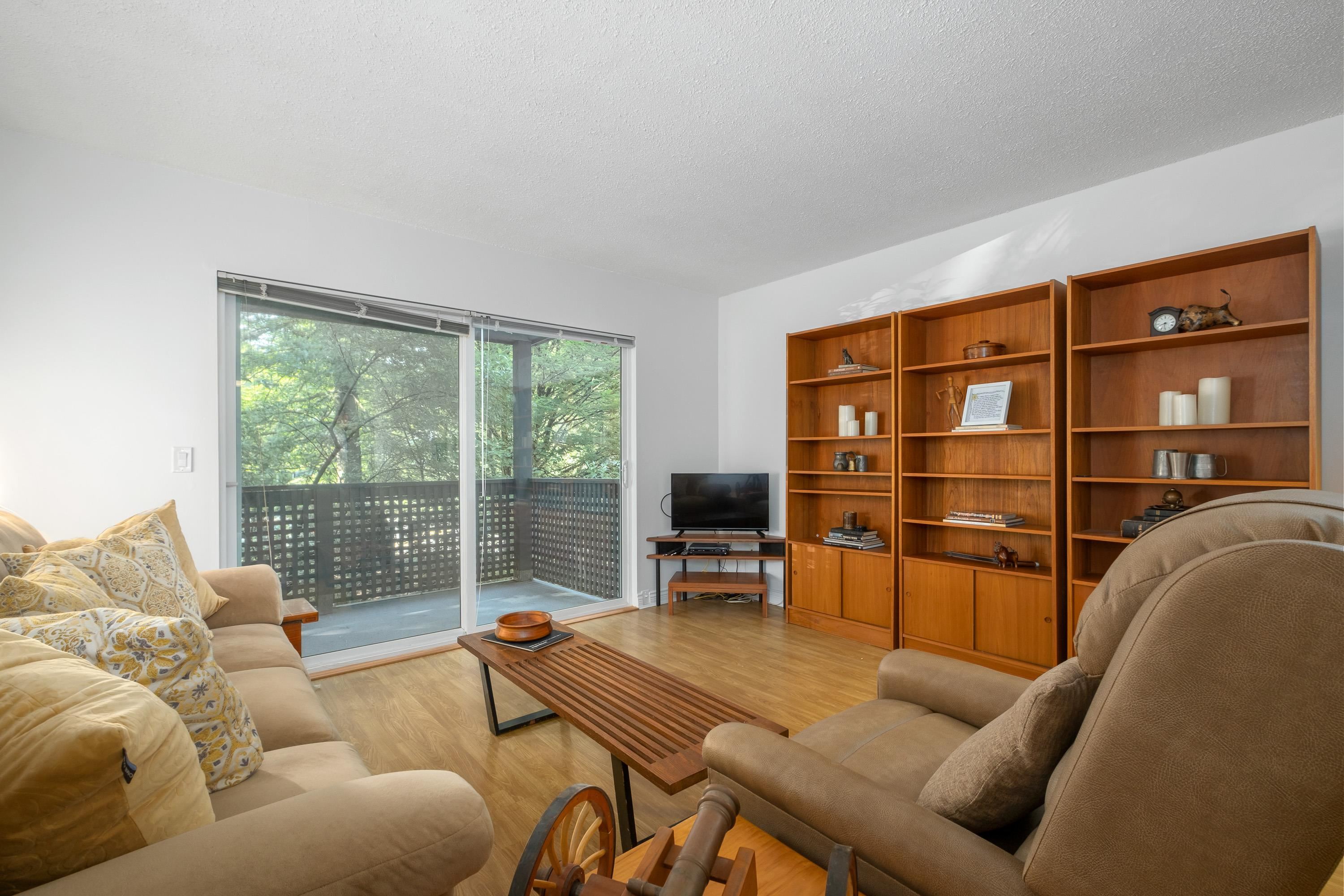 321 204 WESTHILL PLACE, #321
