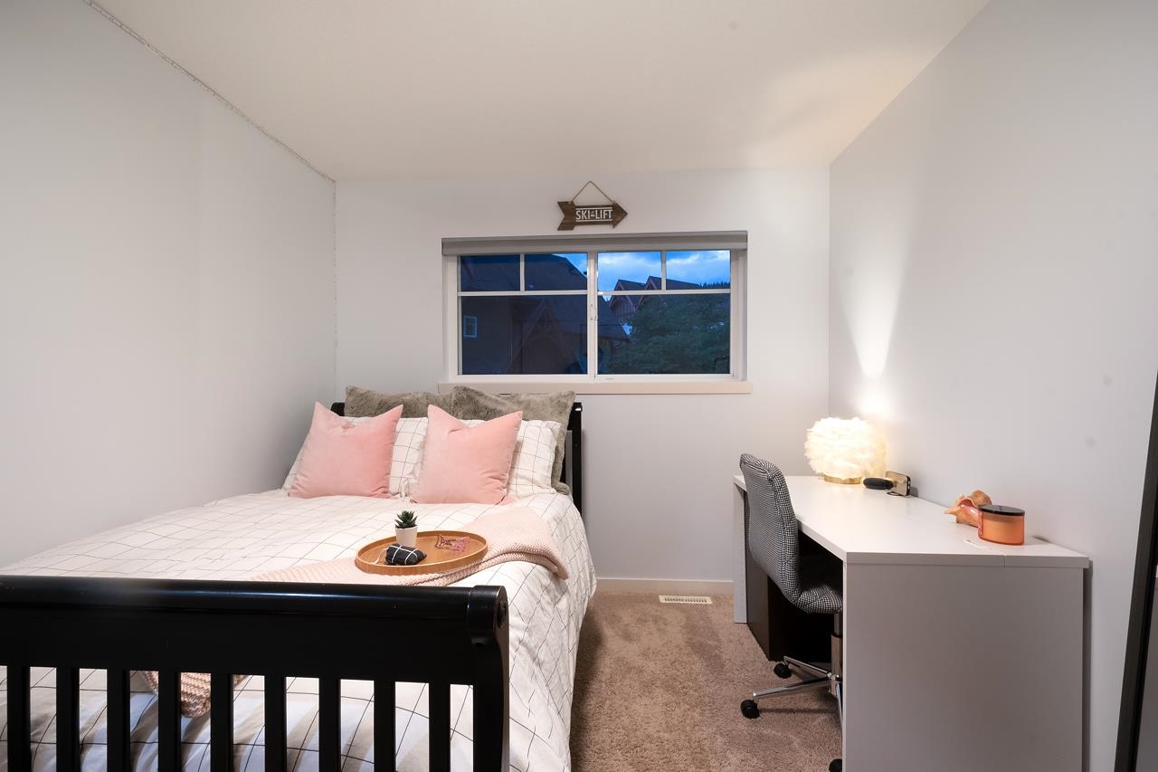 128 2000 PANORAMA DRIVE, #128