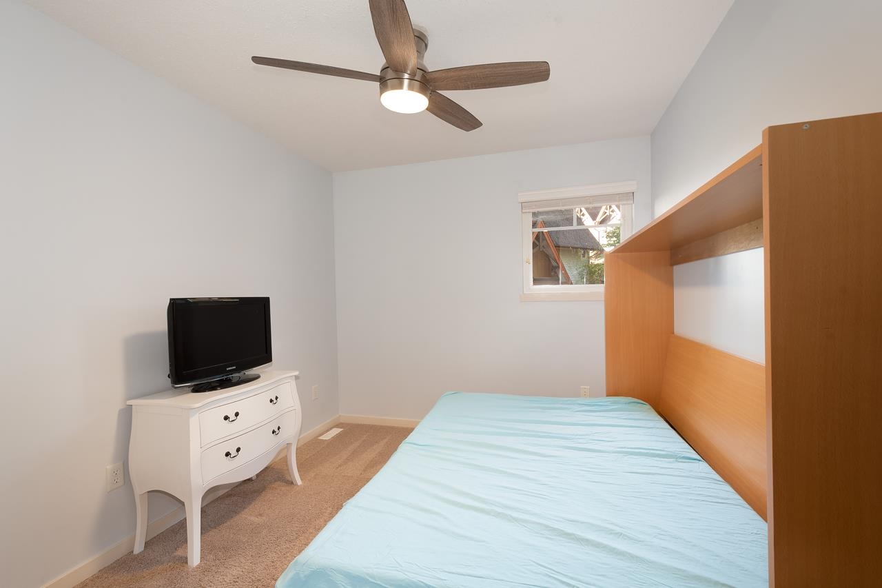 128 2000 PANORAMA DRIVE, #128