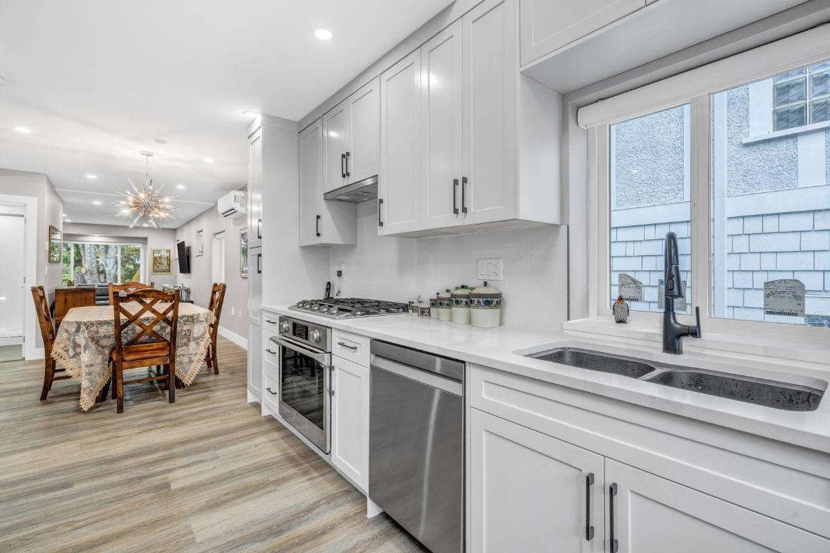 1 3556 W 3RD AVENUE, #1