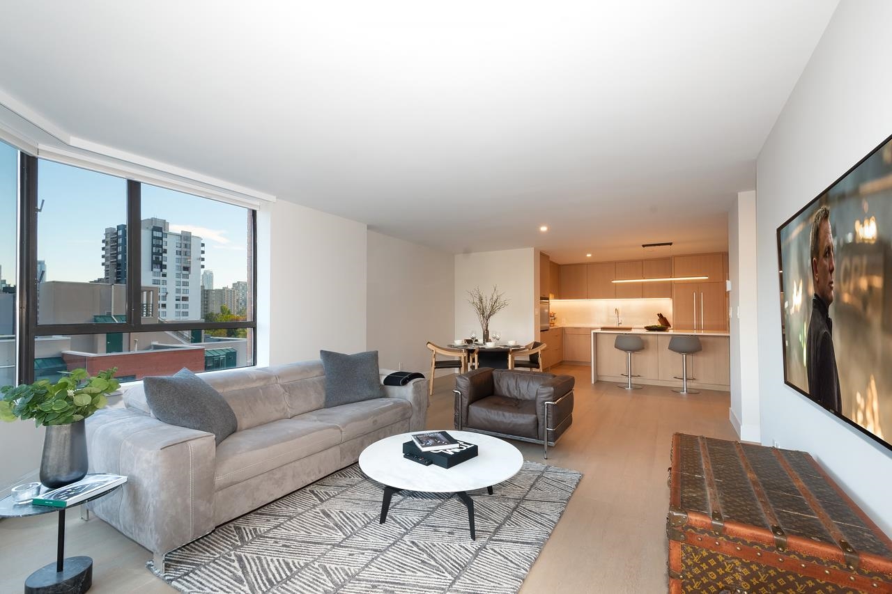 902 1860 ROBSON STREET, #902