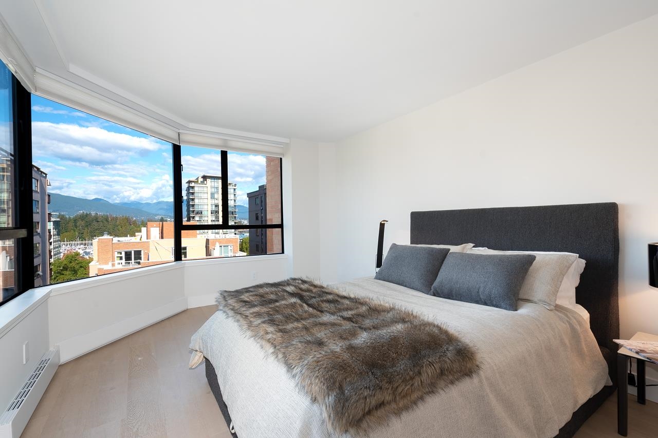 902 1860 ROBSON STREET, #902