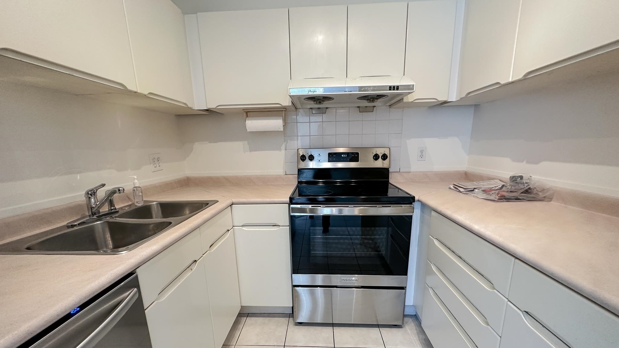 111 3131 MAIN STREET, #111