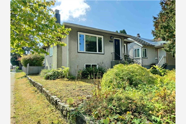 1338 E 37TH AVENUE, Vancouver