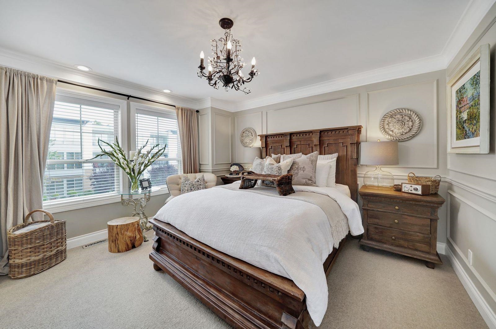 4 15151 BUENA VISTA AVENUE, #4